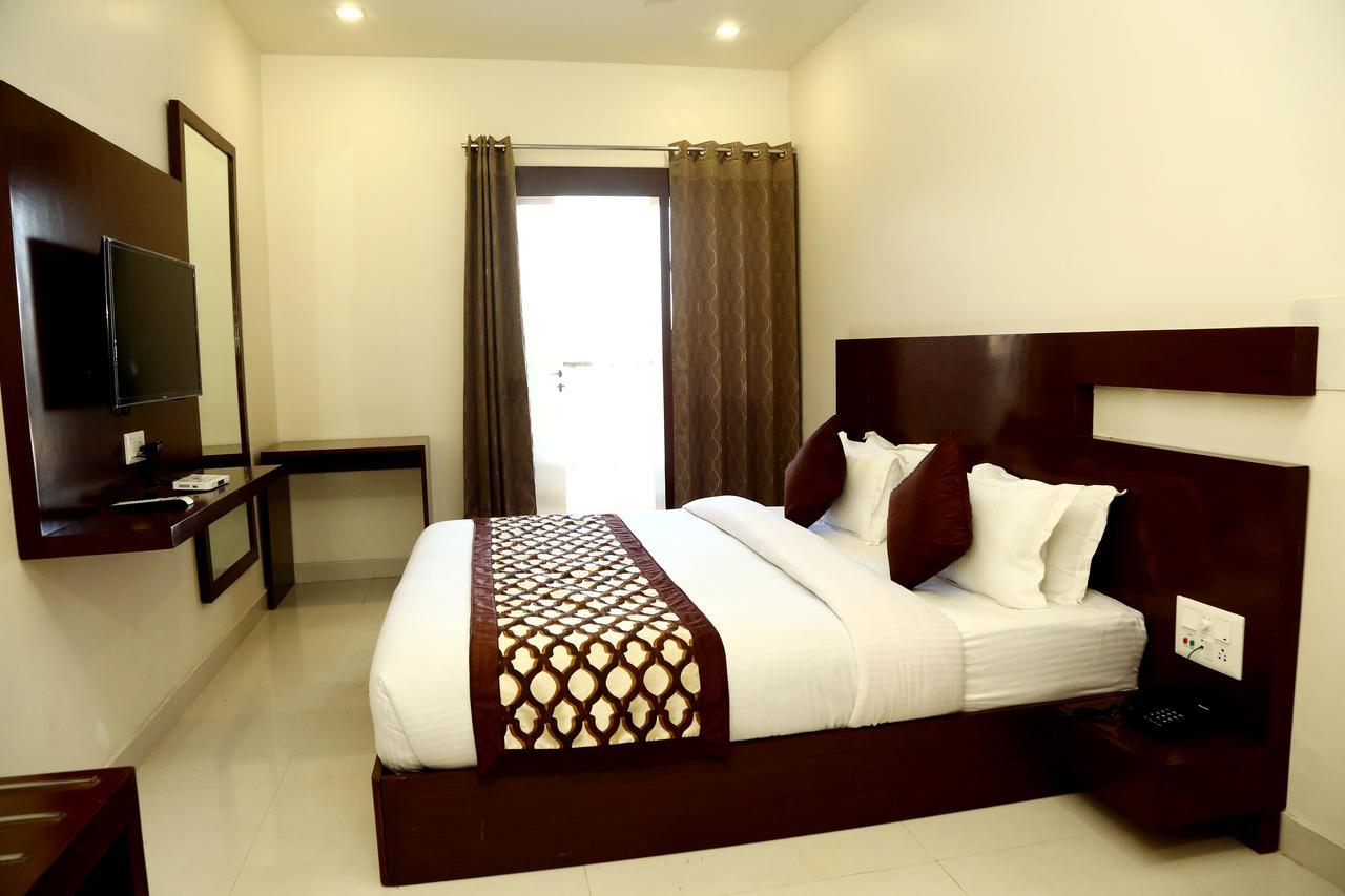 Hotel Royal Inn Chittorgarh Εξωτερικό φωτογραφία