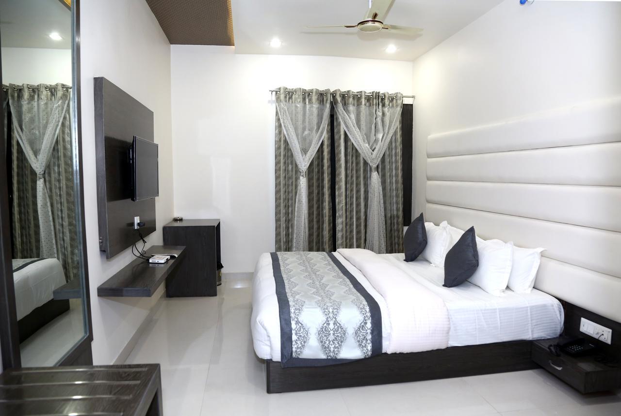 Hotel Royal Inn Chittorgarh Εξωτερικό φωτογραφία