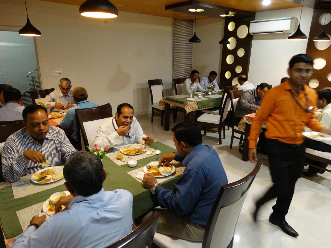 Hotel Royal Inn Chittorgarh Εξωτερικό φωτογραφία